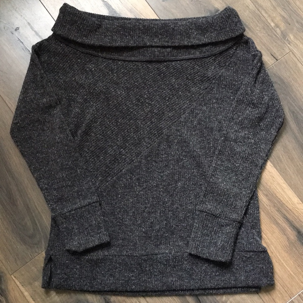 Gap off the shoulder sweater